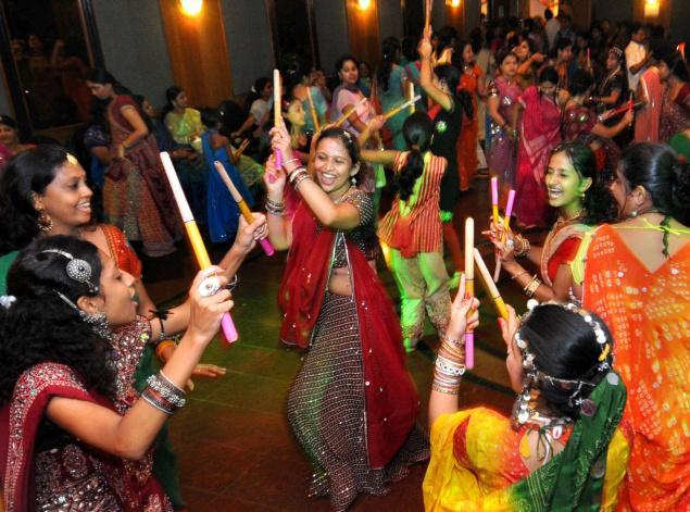 Dandiya_Gujarat.jpg