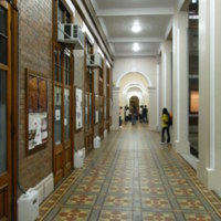 HKU_香港大學_Main_Building_arcade_01_night_April-2012.JPG